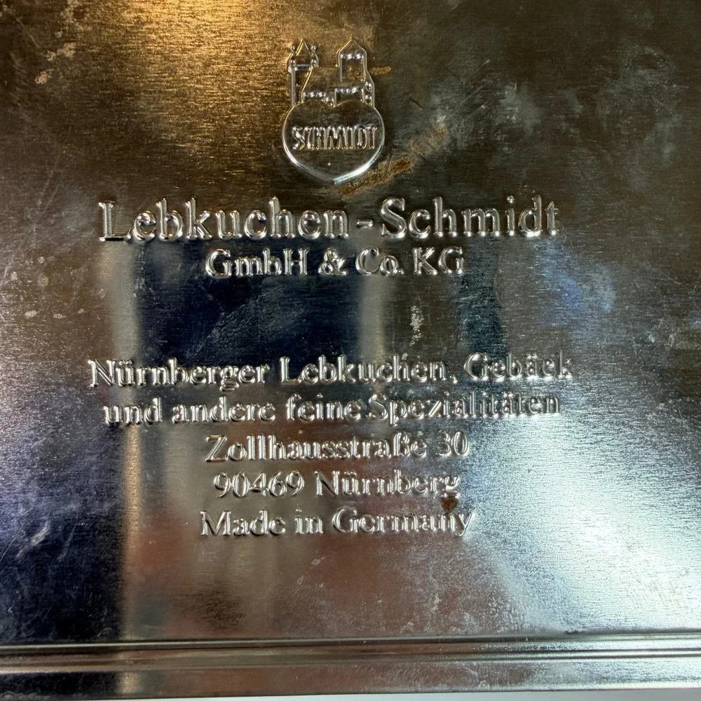 Lebkuchen Schmidt Nuremberg Germany Vintage Treasure Chest‎ Tin Box